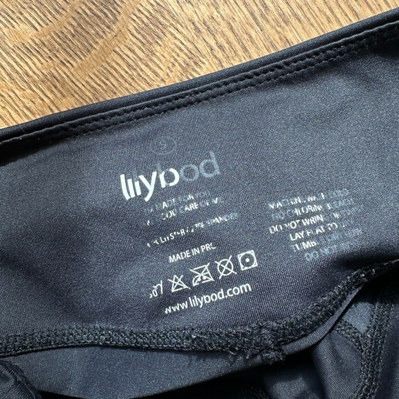 [lilybod] black printed leggings size small - Picture 7 of 7
